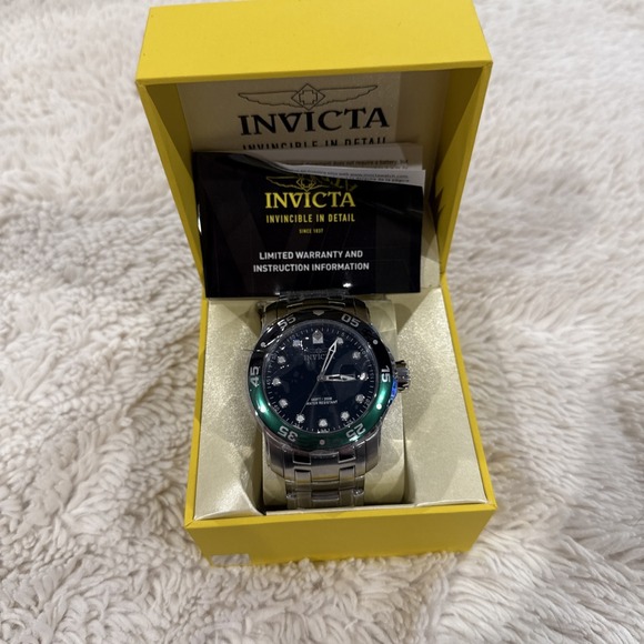 Pro Diver Men Model 39092 - Men's Watch Quartz Green Black Silver 48mm NEW - Picture 1 of 8